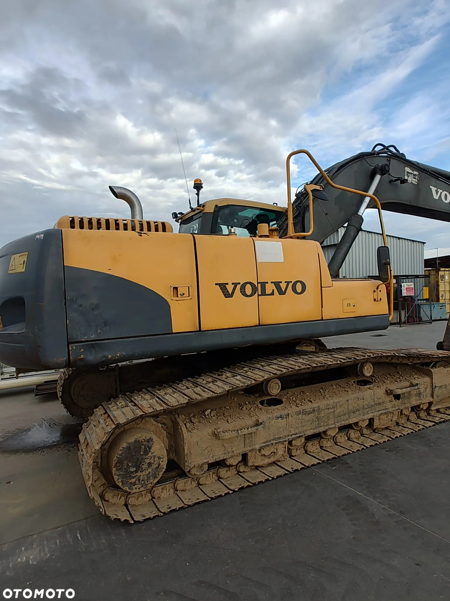 Volvo EC 240CL - 2