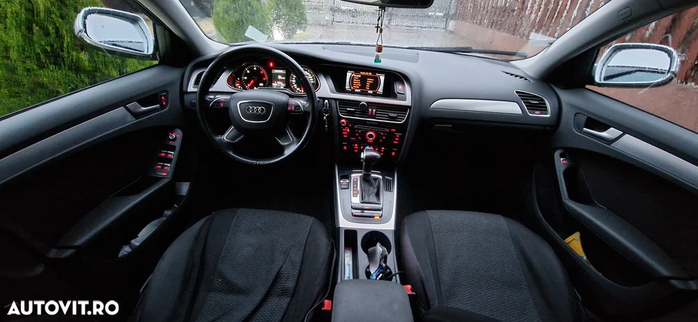 Audi A4 2.0 TDI DPF multitronic Ambition - 3