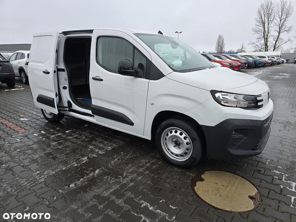 Peugeot Partner Van - 4