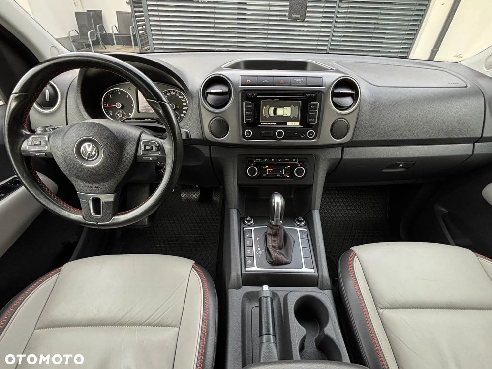 Volkswagen Amarok 2.0 BiTDI Autm Canyon - 12