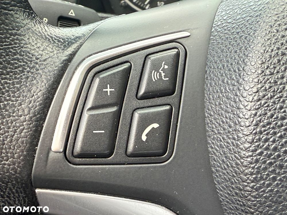 BMW X1 sDrive18d - 16