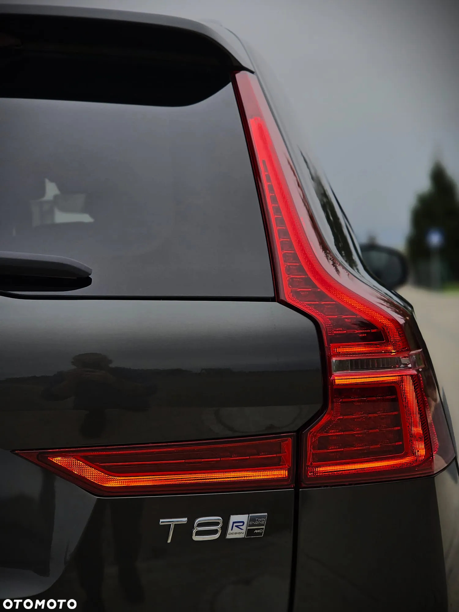 Volvo XC 60 T8 Twin Engine AWD Geartronic RDesign - 10