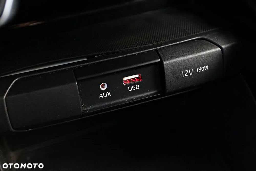 Kia Stonic - 31