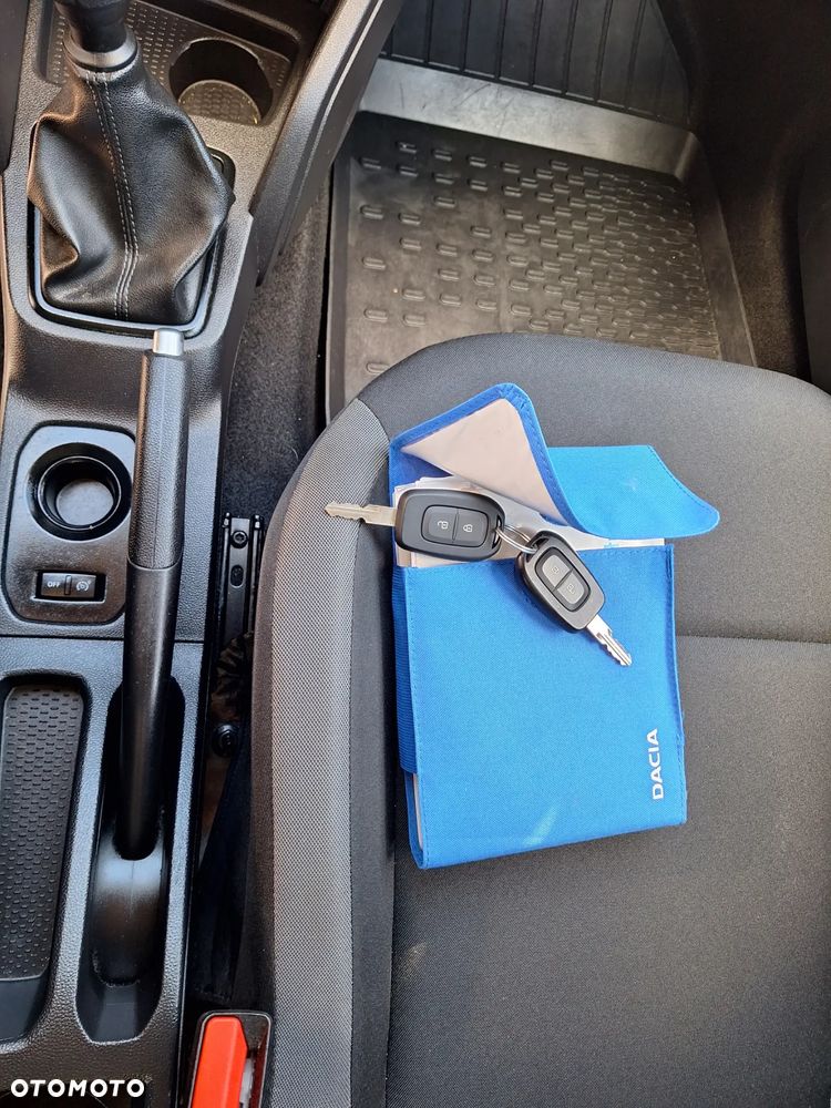 Dacia Duster 1.0 TCe Essential - 16