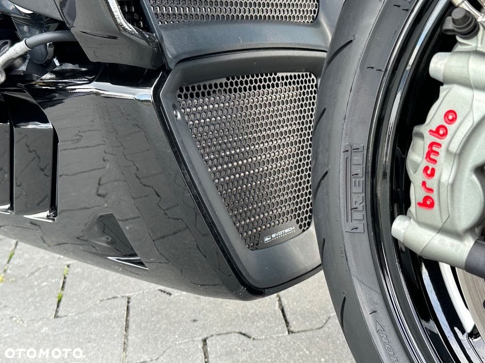 Ducati Diavel - 17