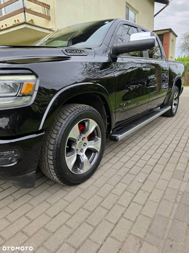 RAM 1500 Crew Cab Shortbed Laramie - 18
