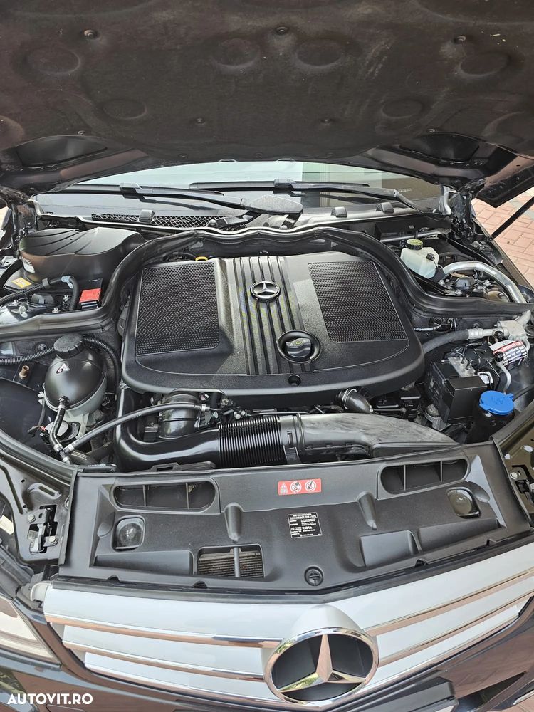 Mercedes-Benz C - 16