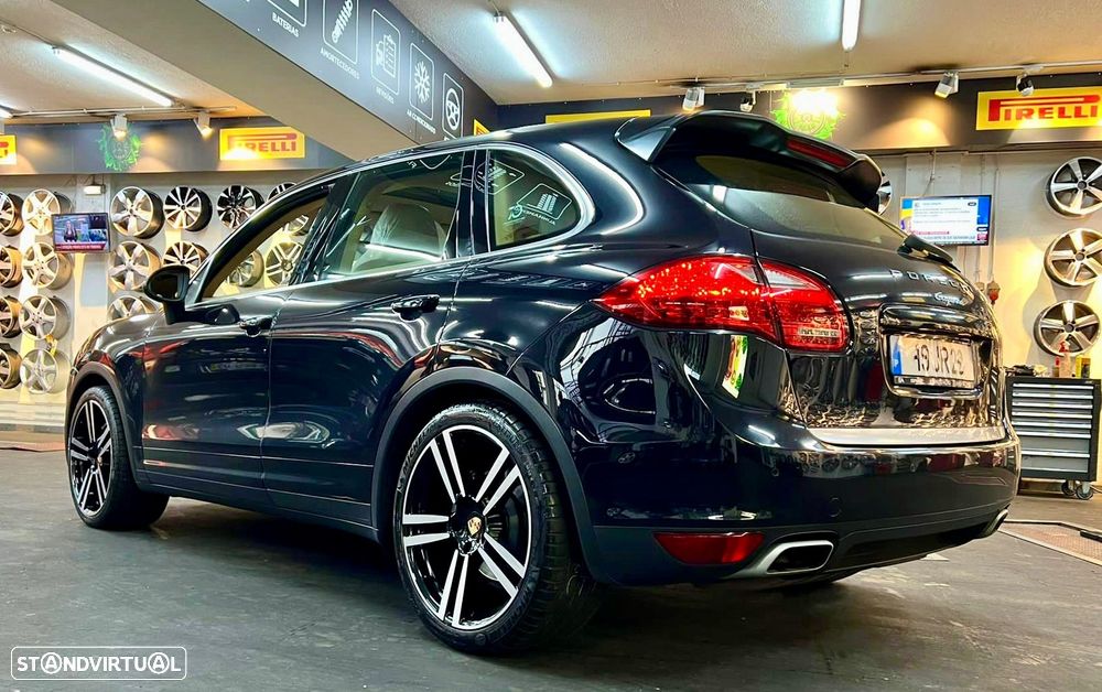 Porsche Cayenne Tiptronic - 3