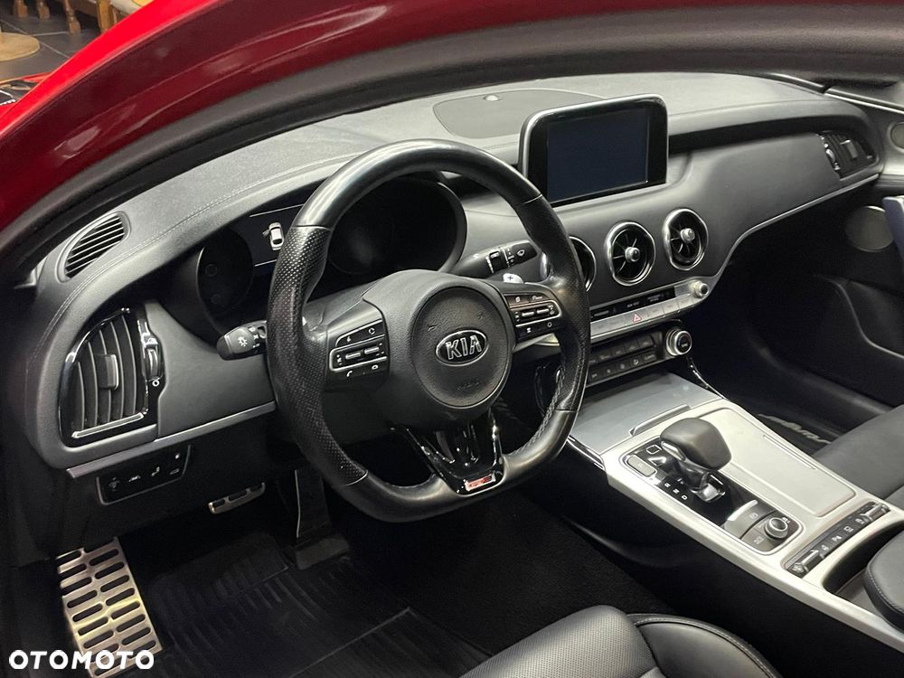 Kia Stinger 2.0 T-GDI GT Line - 9