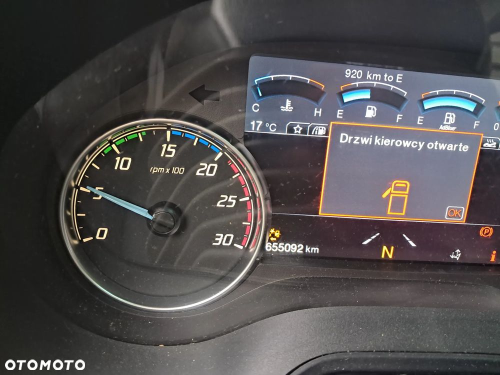 Ford F-MAX - 11