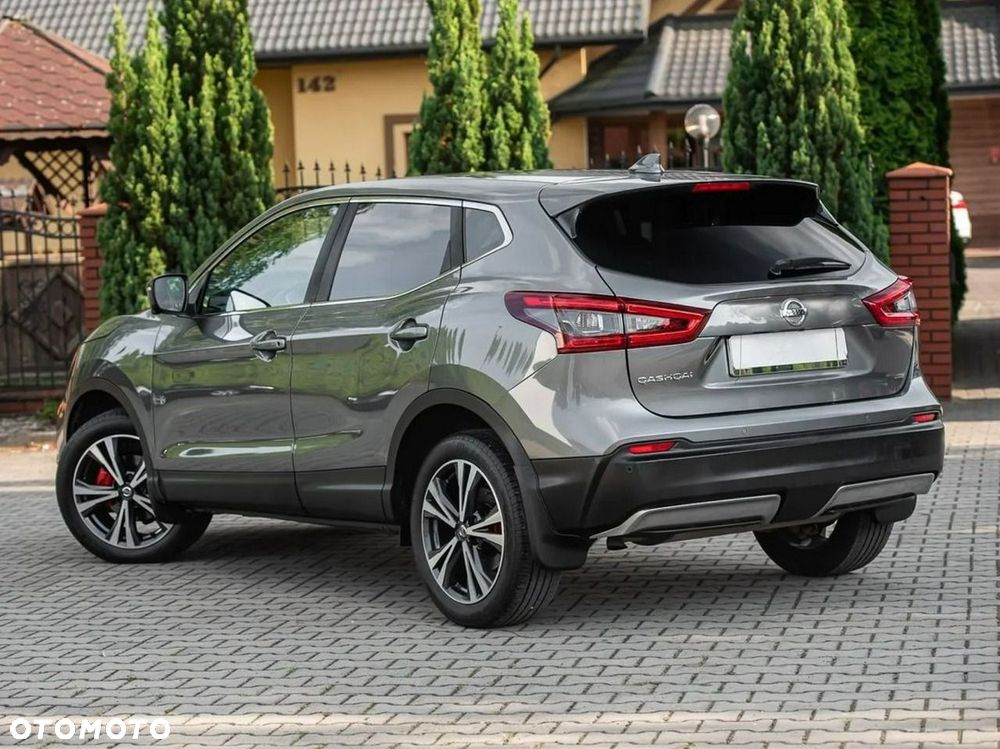Nissan Qashqai 1.2 DIG-T N-Vision - 9