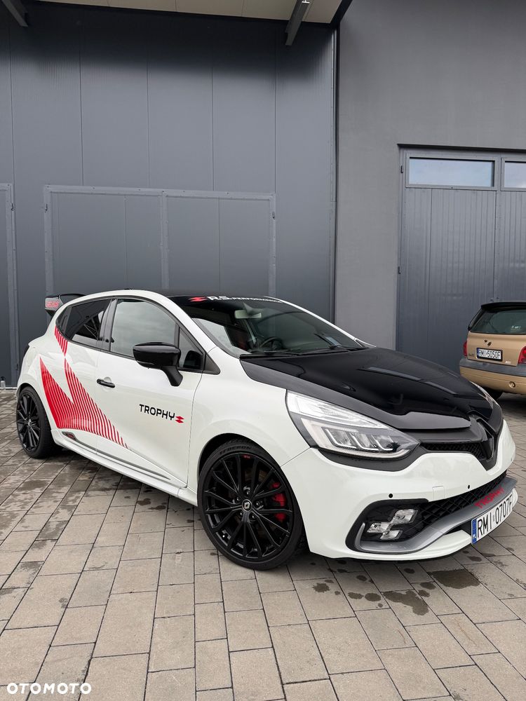 Renault Clio 1.6 R.S.Trophy 220 EDC - 1
