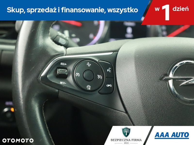 Opel Insignia - 18