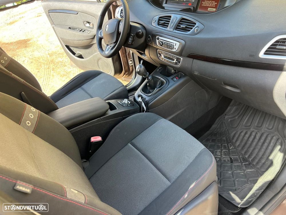 Renault Grand Scénic 1.5 dCi Dynamique S 7L - 18