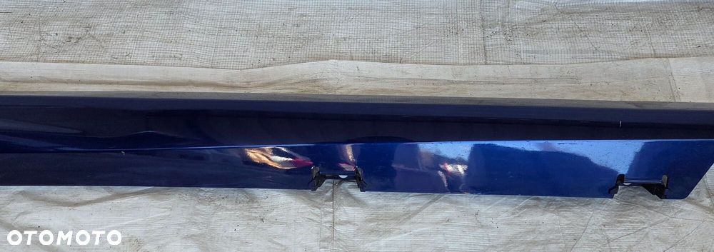 FORD FIESTA MK7 ST LINE LISTWA PROGOWA PRAWA C1BJ-A10154-ABW KOD LAKIERU 2D - 7