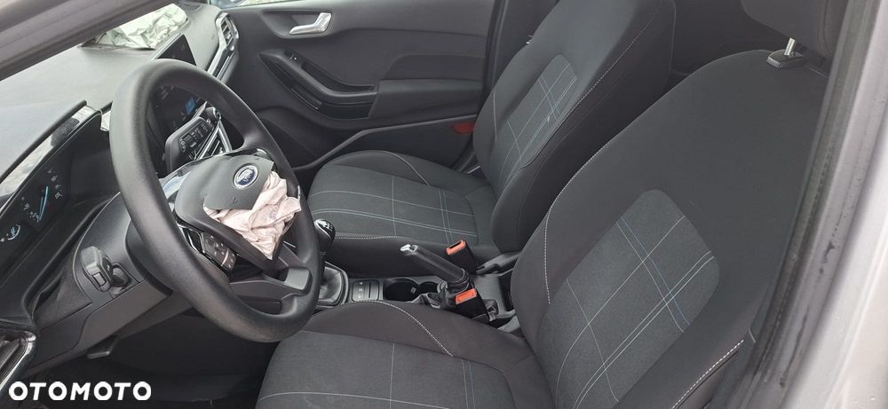 Ford Fiesta 1.1 S&S COOL&CONNECT - 11