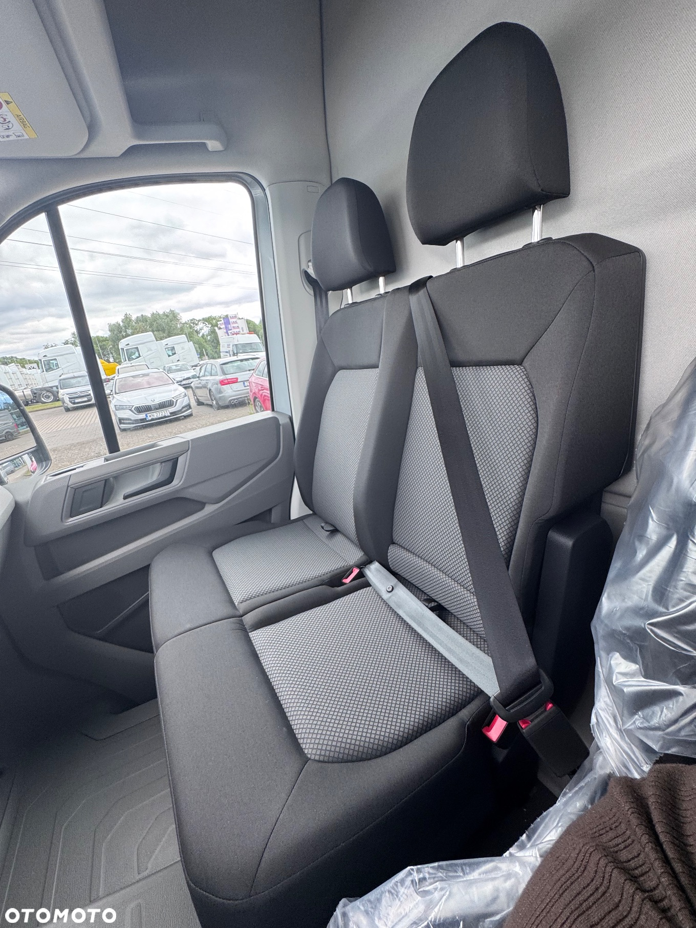 Volkswagen CRAFTER - 12