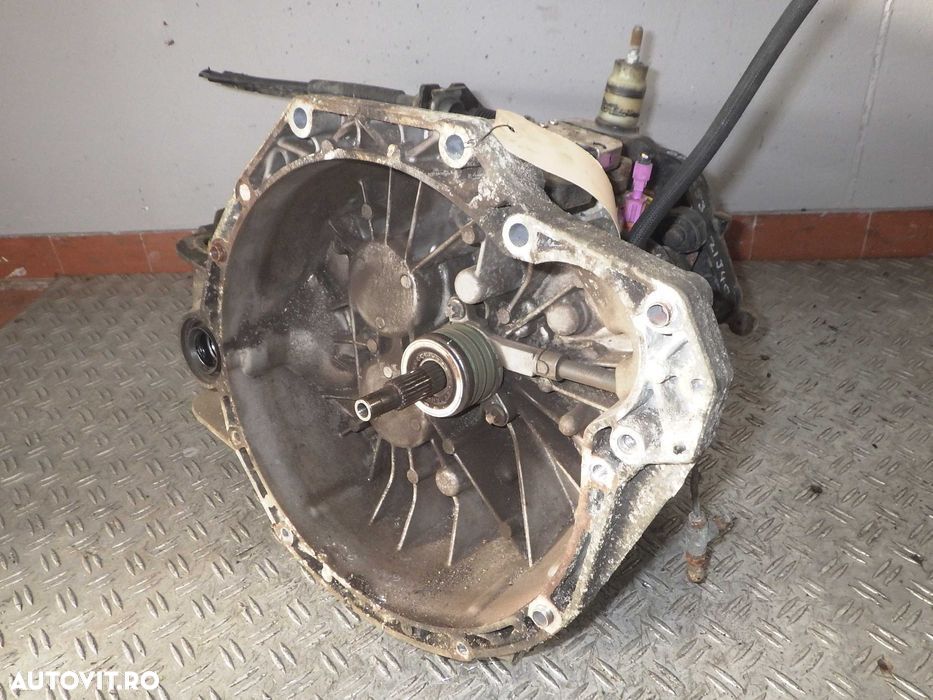 Cutie de viteza Renault Trafic/Opel Vivaro; 2.5 DCI; Cod: PF6012 - 2