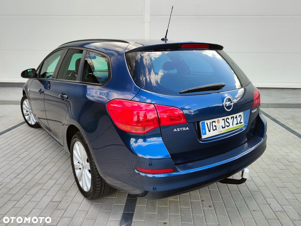 Opel Astra 1.4 EcoFLEX 150 Jahre - 9