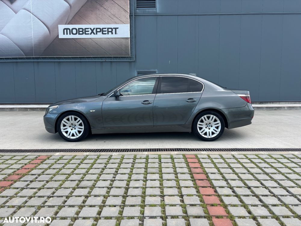 BMW Seria 5 525d Aut. - 6