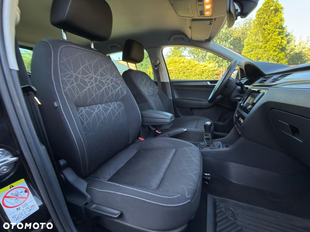 Skoda RAPID Spb 1.0 TSI Drive - 28