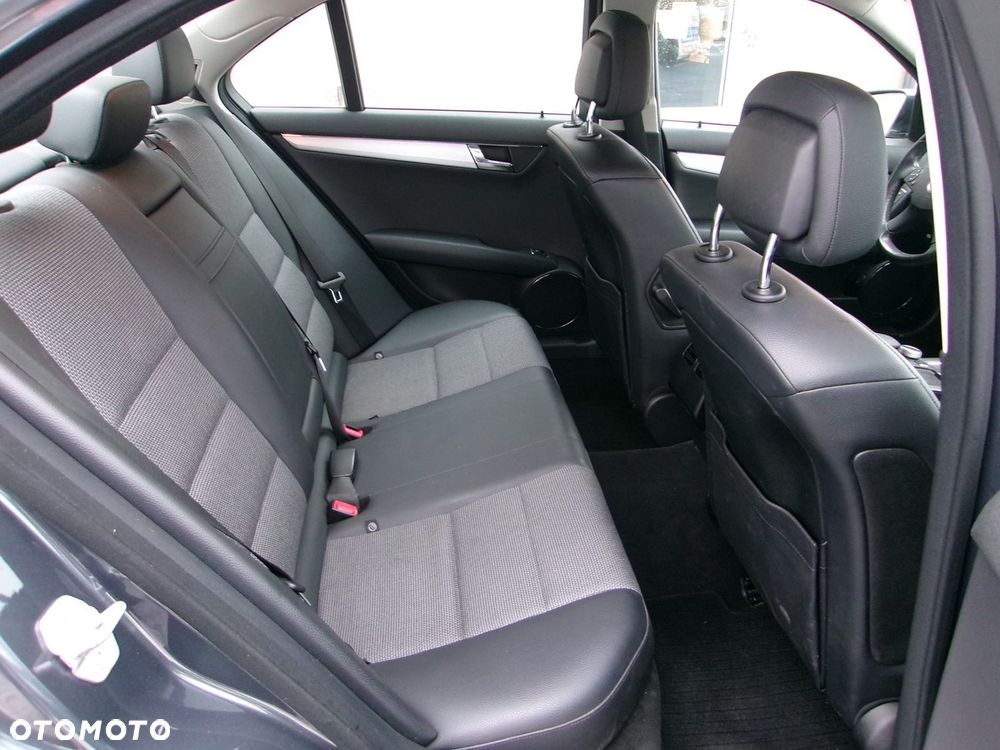 Mercedes-Benz Klasa C - 8