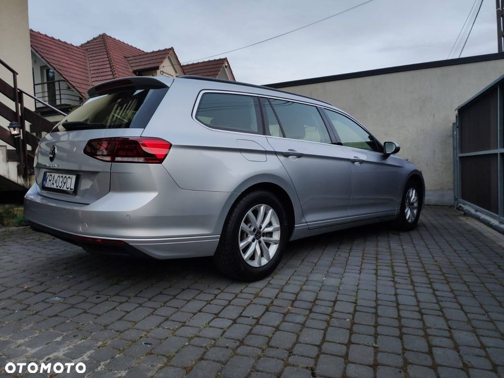 Volkswagen Passat - 5