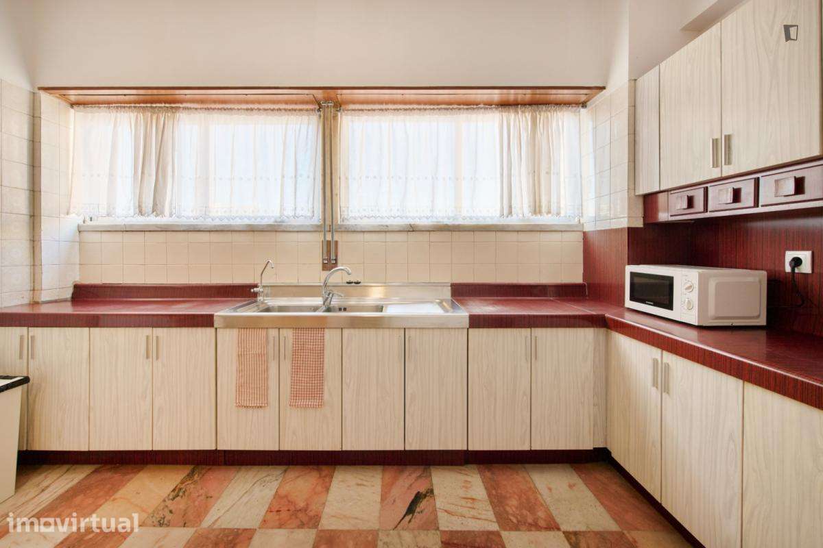Quarto - localizado em Alvalade Lisbon - Grande imagem: 5/60
