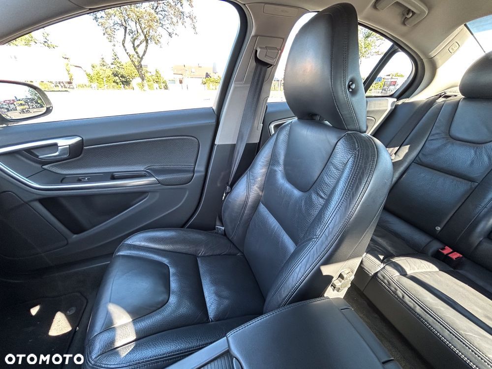 Volvo S60 DRIVe - 12