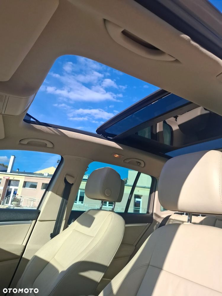 Volkswagen Tiguan - 19