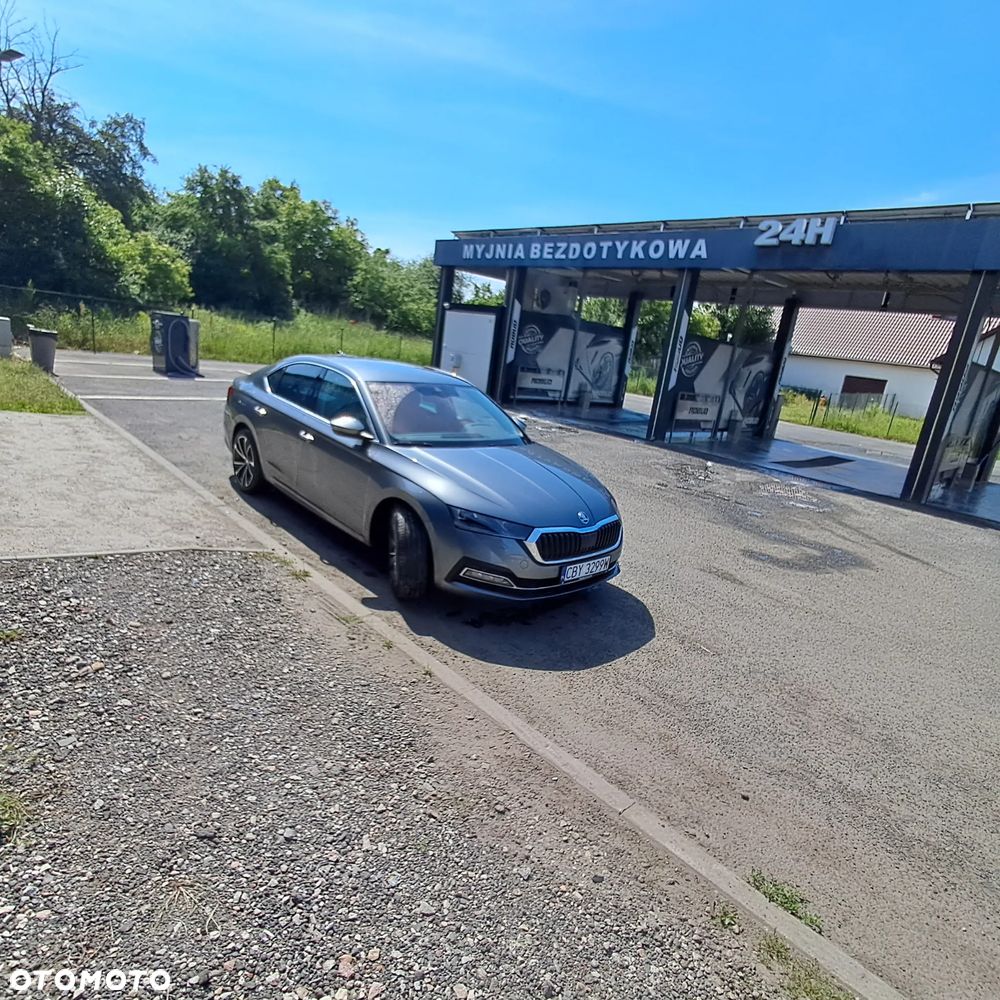 Skoda Octavia 2.0 TDI 4x4 Style DSG - 6