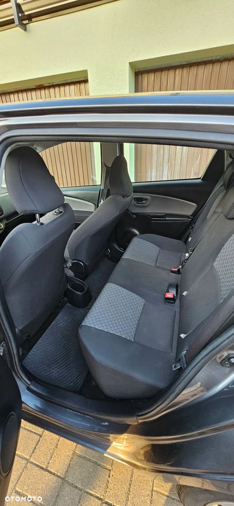 Toyota Yaris - 8