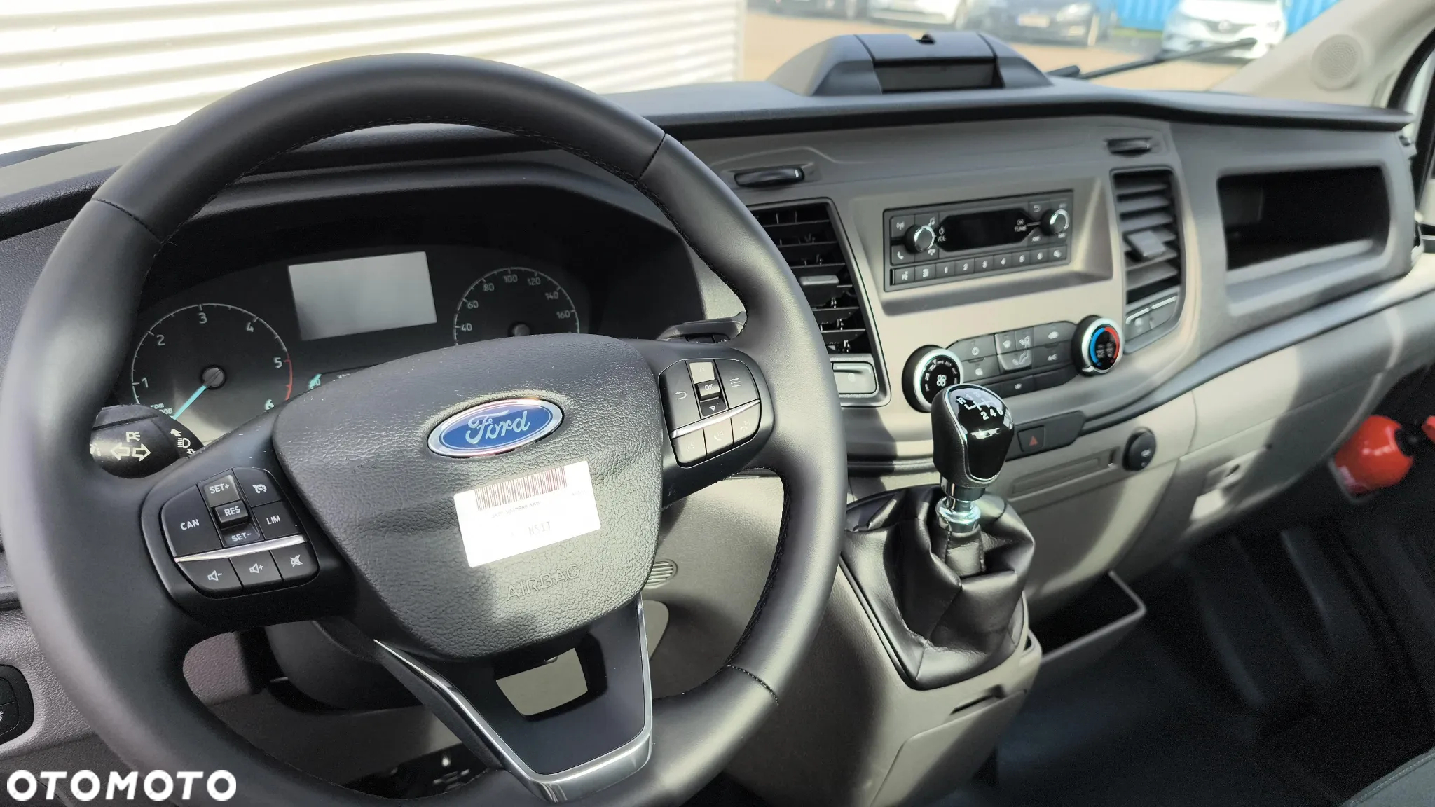 Ford Transit - 10