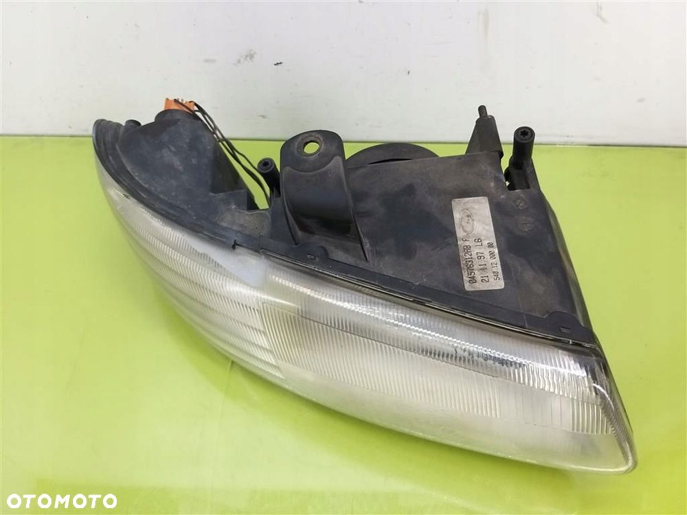 Reflektor lampa przód prawa Chrysler Voyager III 2,5 D 95-00 R 04576312AB - 8