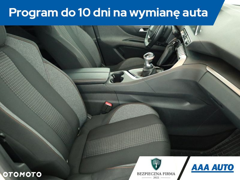 Peugeot 3008 - 8