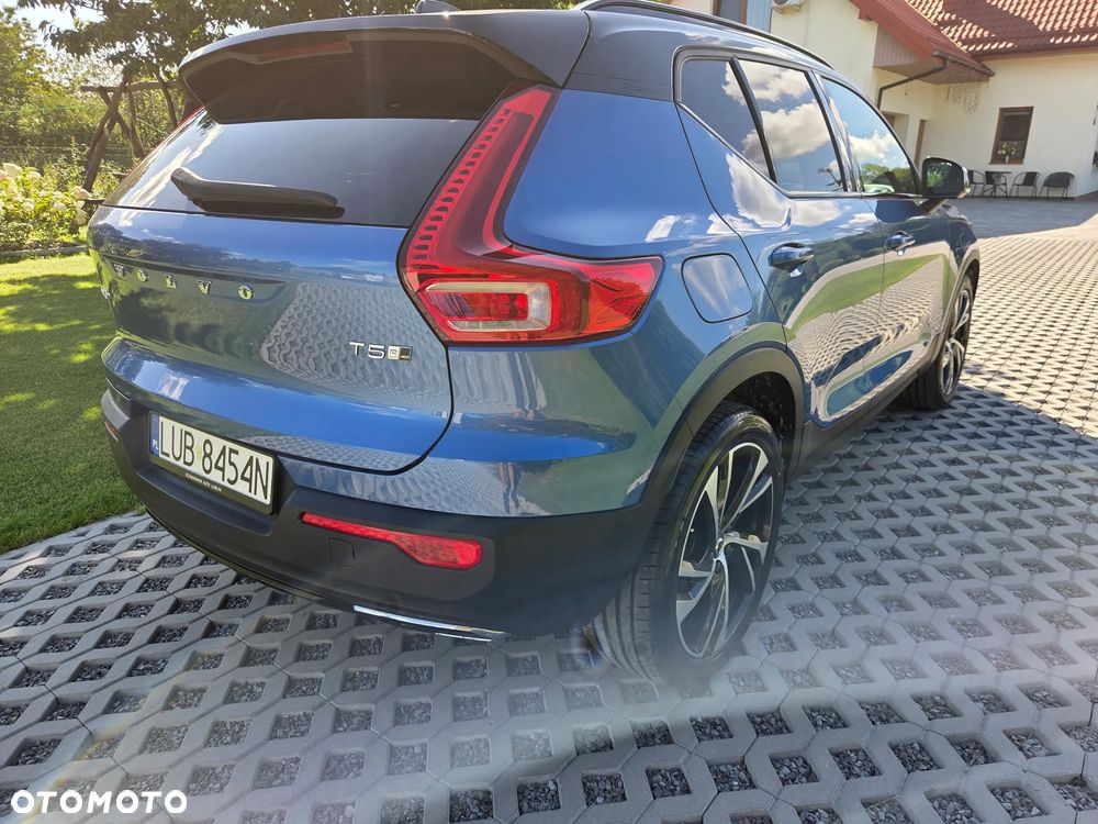 Volvo XC 40 T5 AWD R-Design - 11