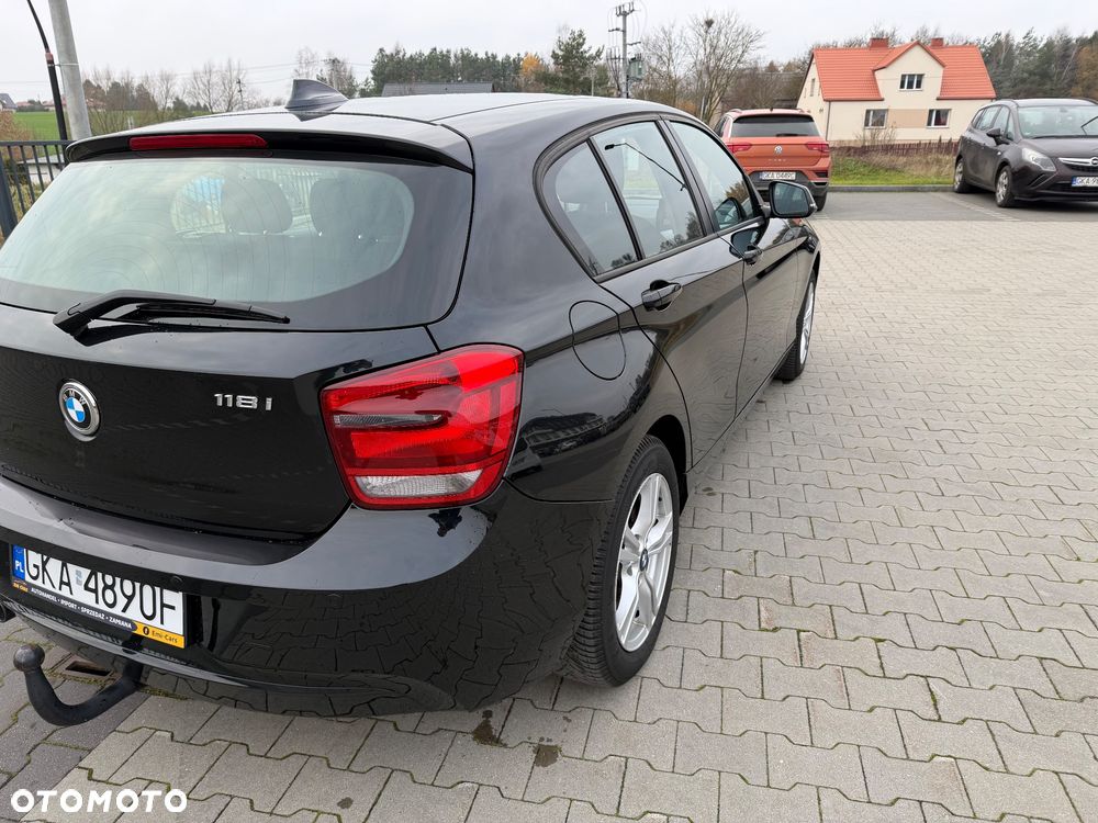 BMW Seria 1 118i Sport Line - 10