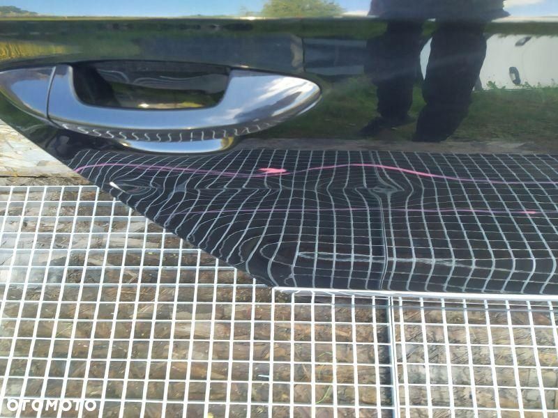 DRZWI PRAWE TYLNE CZARNE BEZ RDZY USZK VW PASSAT B6 KOMBI 3C0 - 2