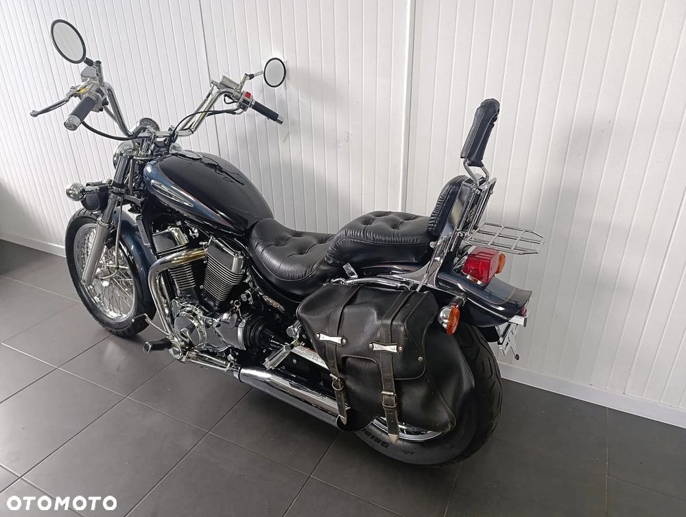 Suzuki Intruder - 8