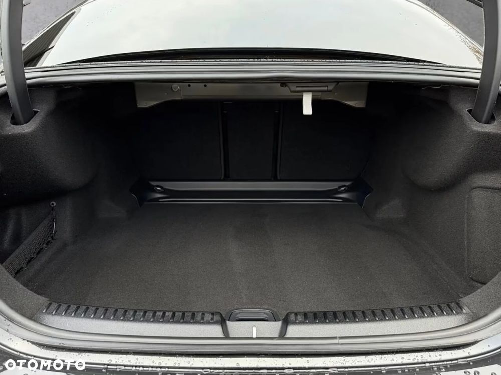 Mercedes-Benz Klasa E 220 d mHEV 4-Matic AMG 9G-Tronic - 16