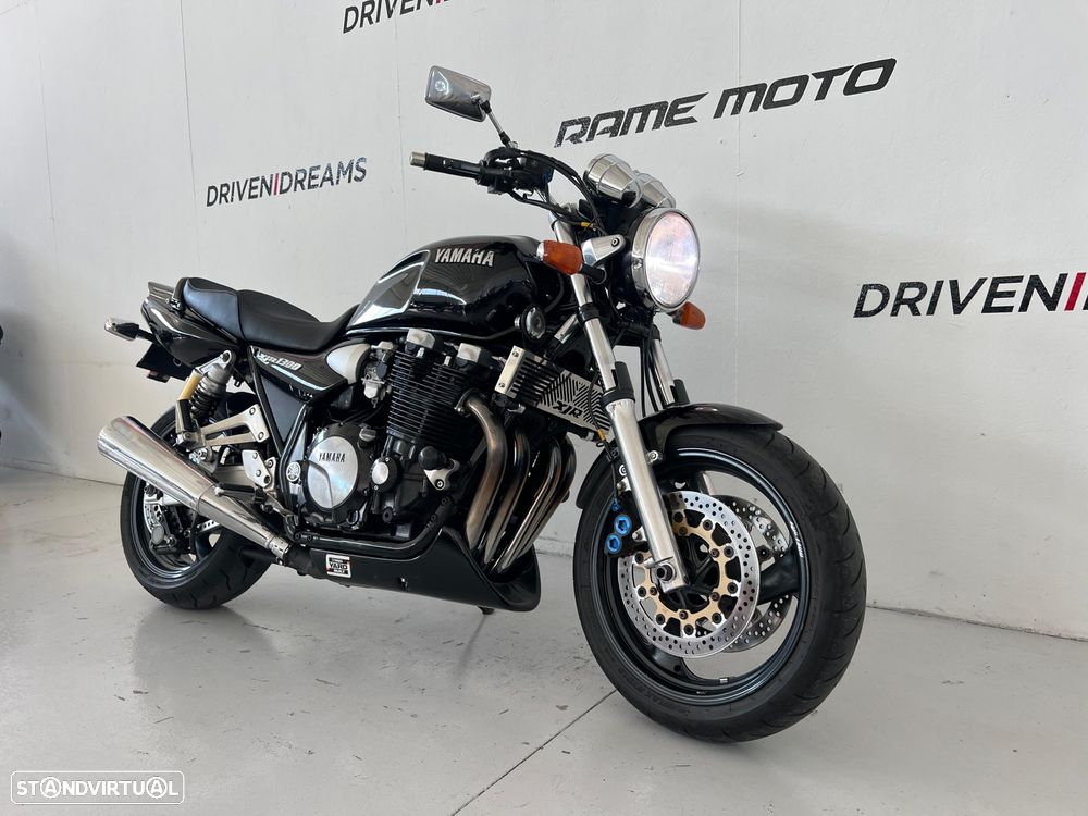 Yamaha XJR 1300 - 8