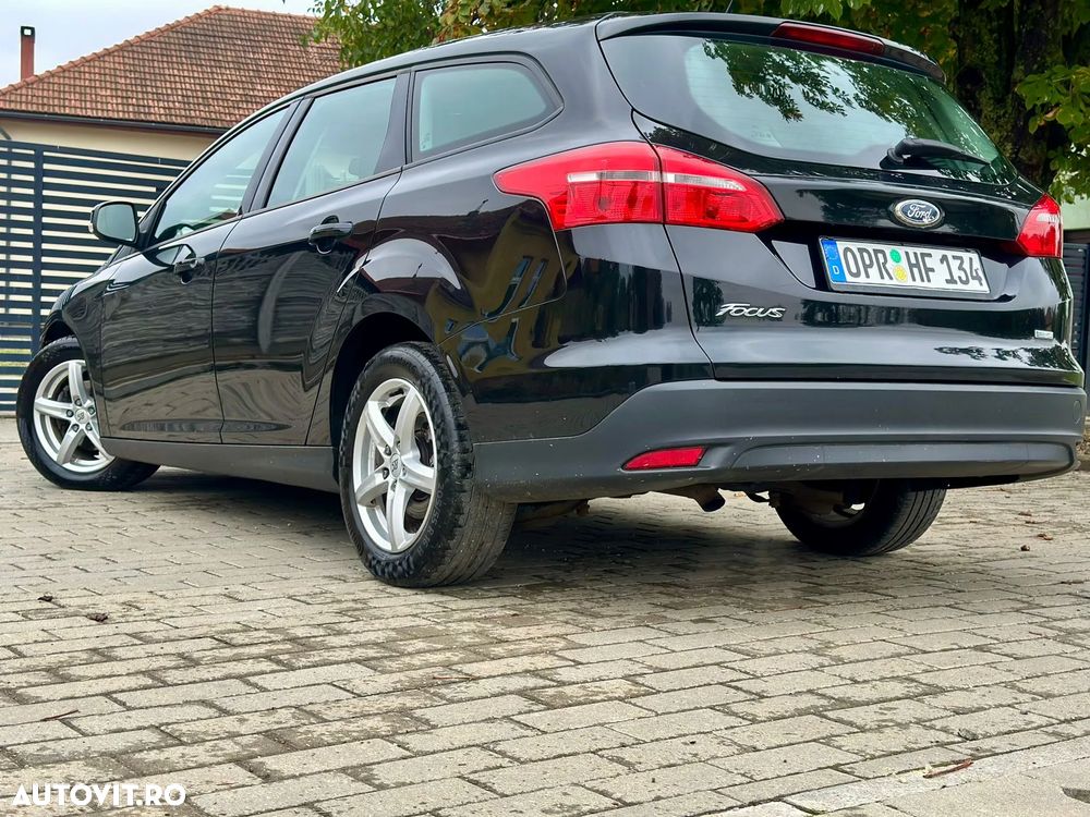 Ford Focus - 13