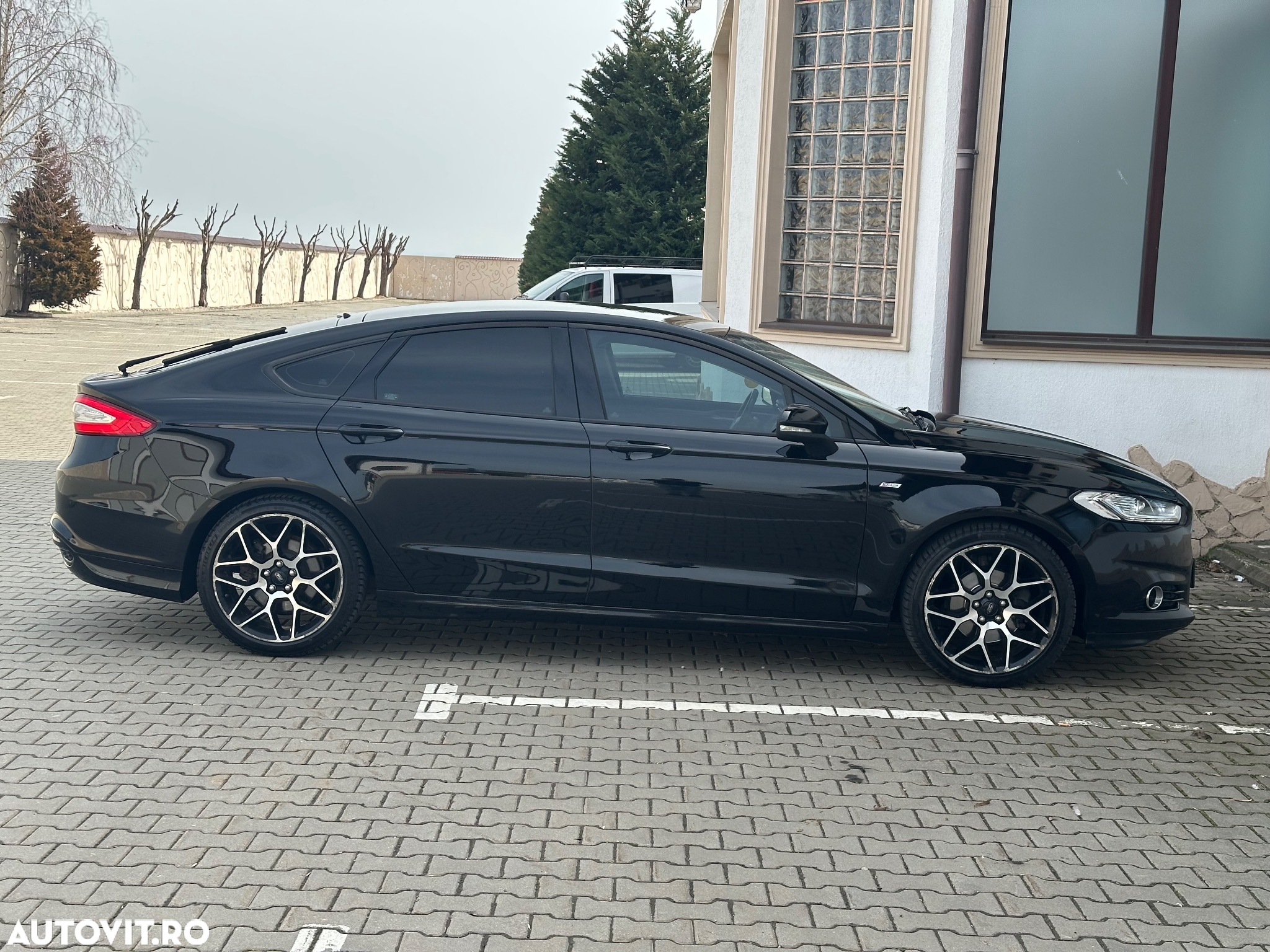 Ford Mondeo 2.0 TDCi Powershift Business - 8