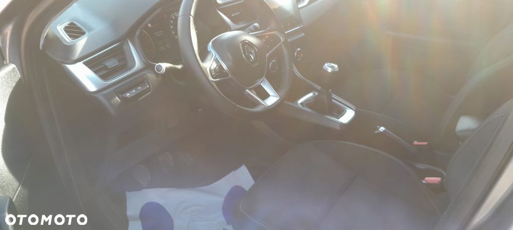Renault Captur 1.0 TCe Intens - 23