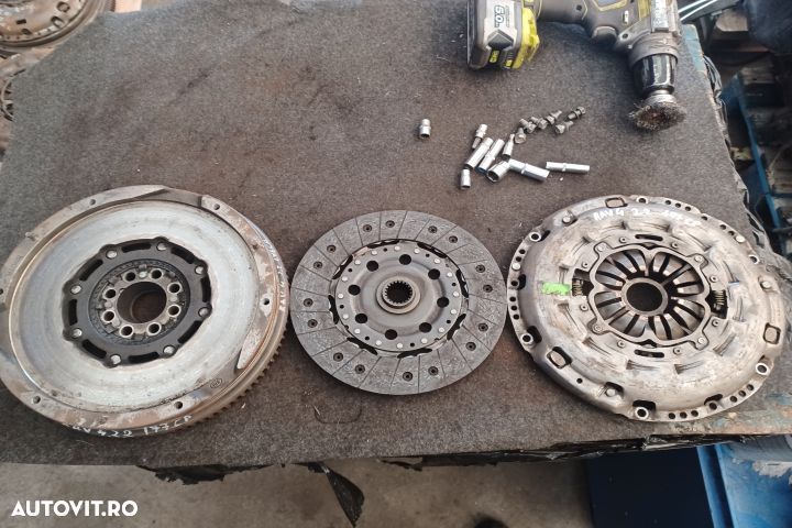 KIT AMBREIAJ 2.2 177CP MX1253 Toyota RAV4 - 1