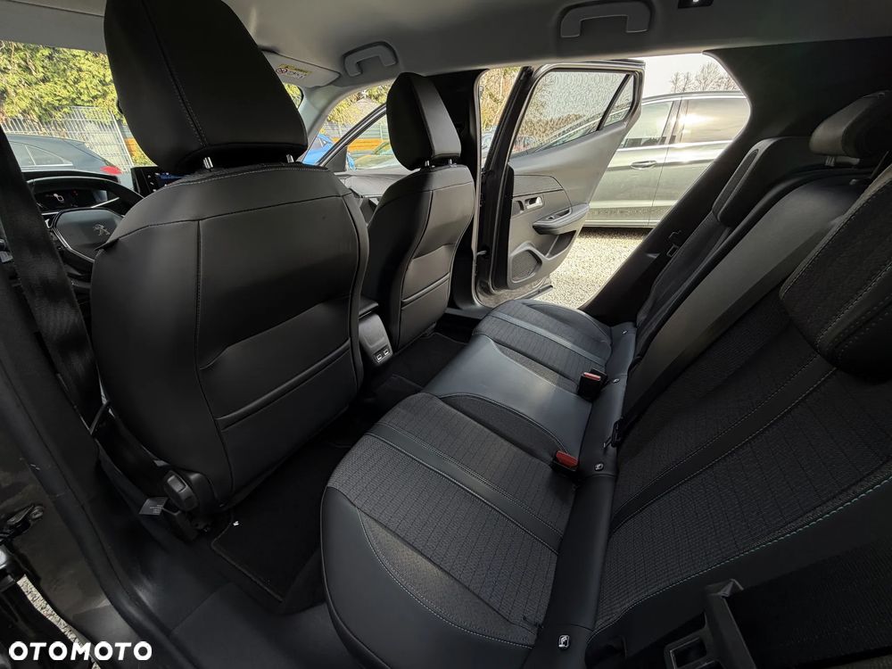 Peugeot 2008 1.2 PureTech Allure Pack S&S - 18