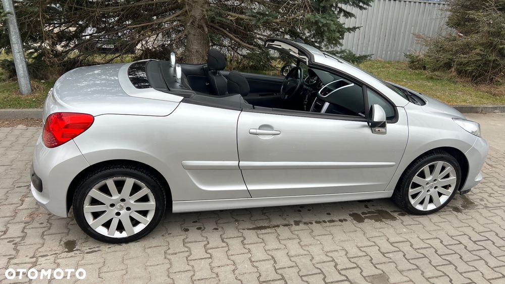 Peugeot 207 CC 120 VTi Active - 9