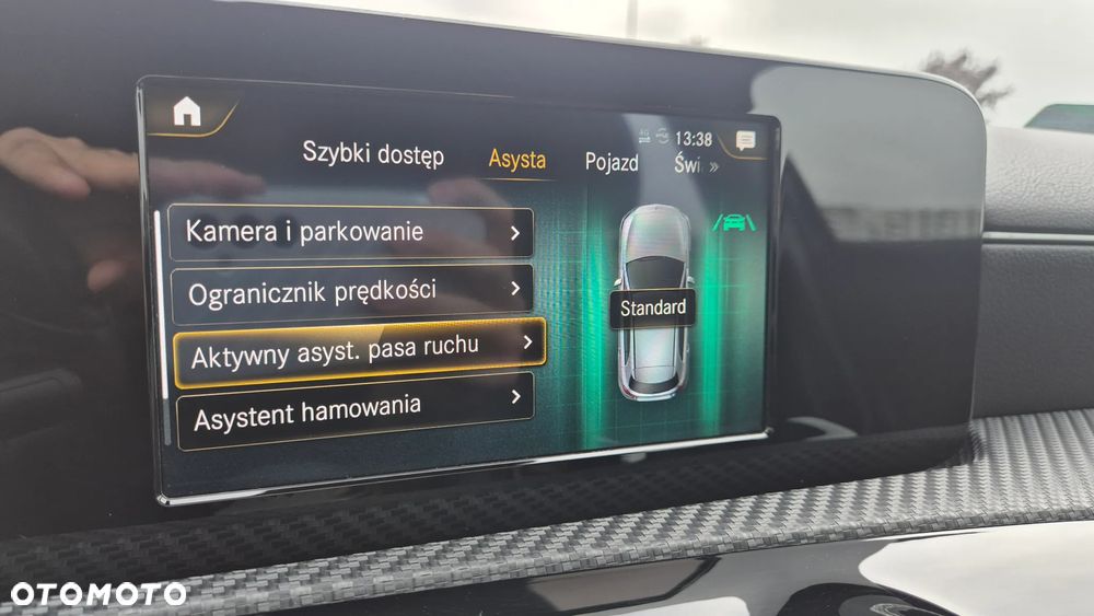 Mercedes-Benz Klasa A 180 Style 7G-DCT - 29