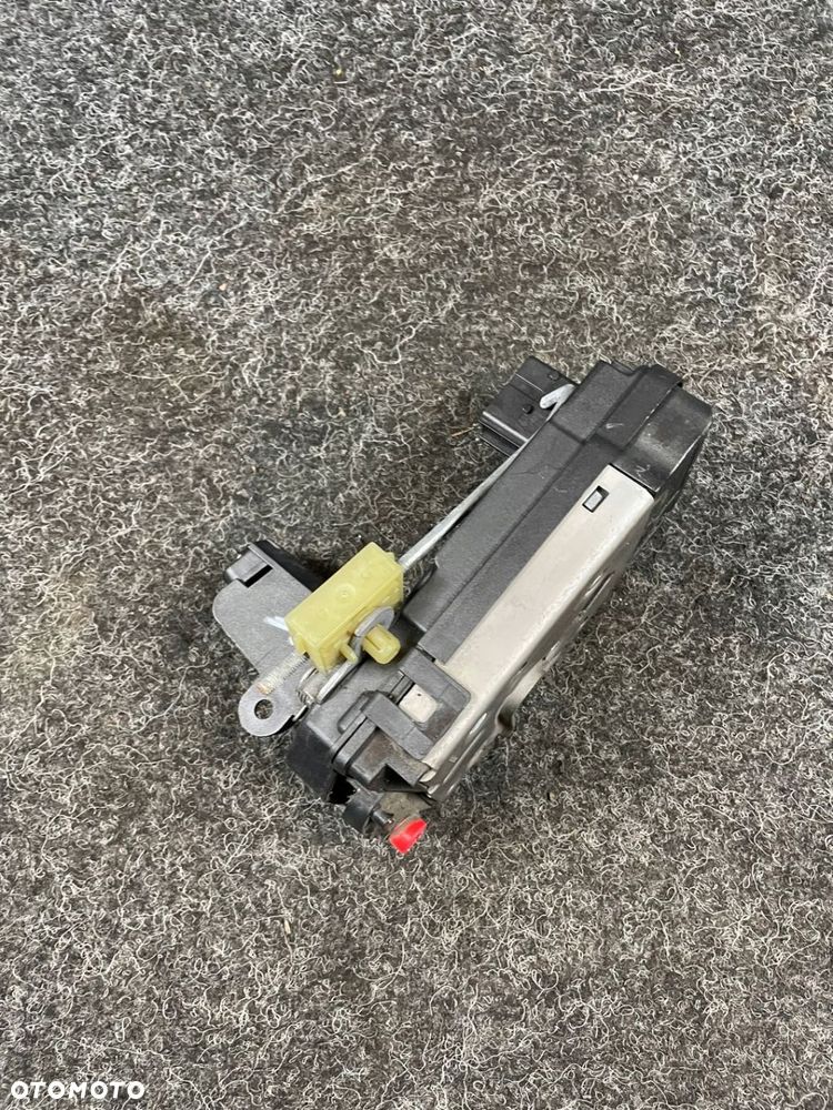 opel astra h zafira b zamek drzwi lewy tył tylny 13128115 GA - 3