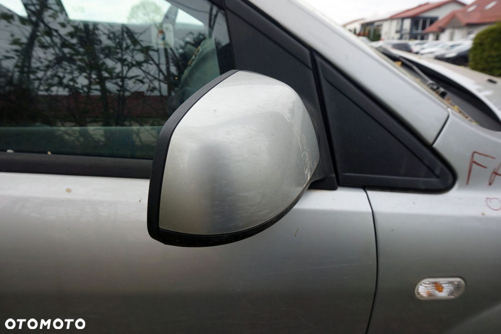 LUSTERKO ELEKTRYCZNE PRAWE FOCUS II MK2 O3 SREBRNY FORD 2004-2008 - 2